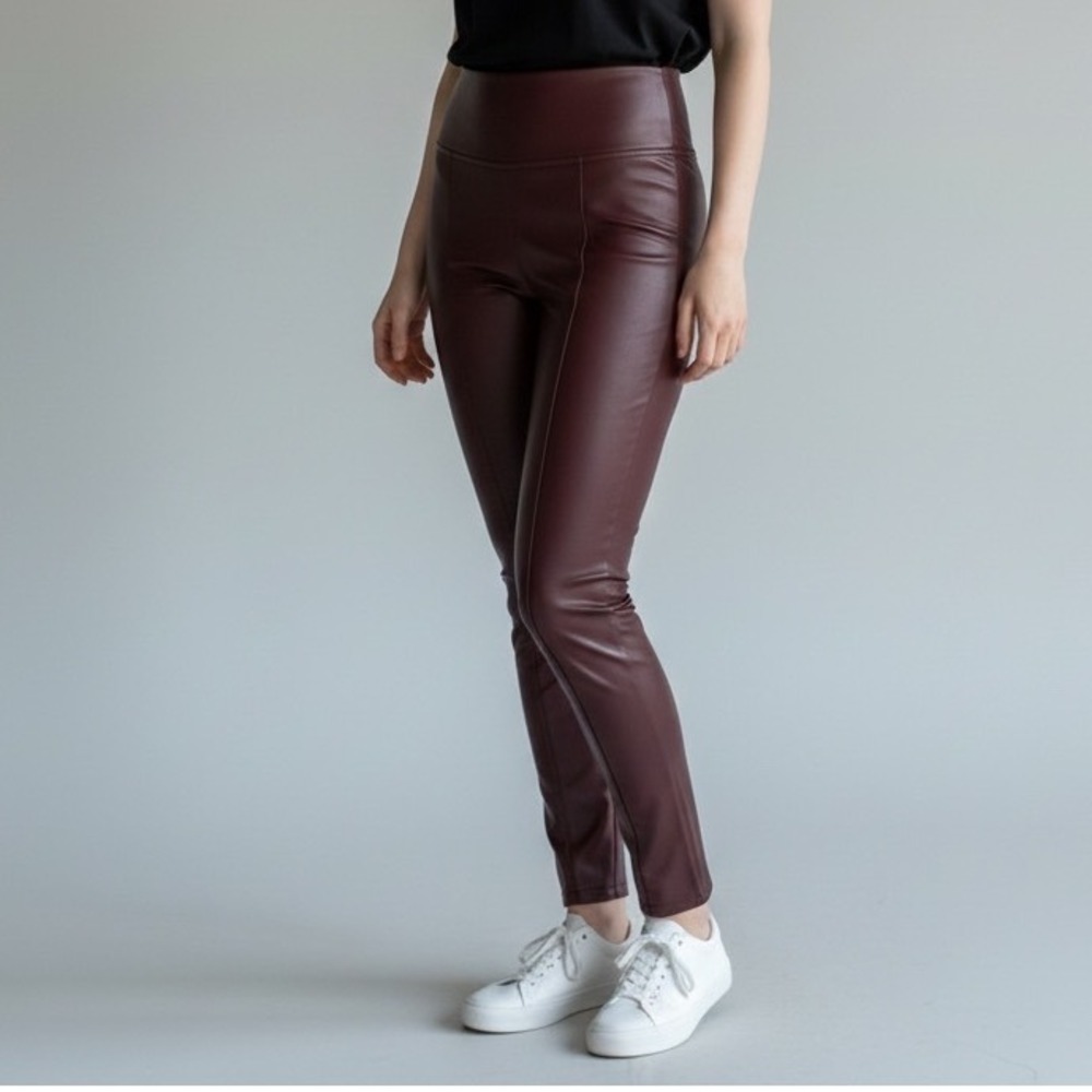 Vintage Laundry by Shelli Segal Burgundy Faux Leather High Waisted Leggings Med